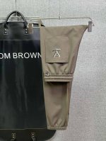 2025最新款. Lv 春夏新款男士休闲裤、贴身舒适柔软。客供定织料，入手便知极具柔滑面料，手感柔软亲肤，上身挺括有型，高档而显质感，经典细节处理，上身很有特点