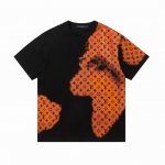 上新 Louis Vuitton 路易威登 满印渐变字母老花短袖 24Ss 橙纹老花字母印花短袖 面料采用230克重精梳棉，定制1*1螺纹，成衣两遍水洗处理，面
