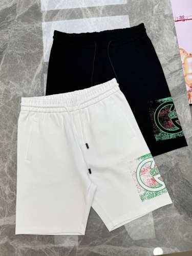 Gucc*古齐25S夏季新款五分短裤！视觉感受超前！悬垂感强！手感质感都极完美！侧身无缝Logo的经典设计完美的丰富大家的视觉感！时尚又好看！常规版型效果超赞！