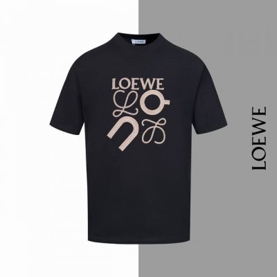 款号#Z12 罗意威新款大标粉色刺绣圆领短袖 Loewe官网一致款式 面料：32支双纱280克纯棉面料 同缸同色织染螺纹 颜色一致 工艺：前片进口机器粉色大标万