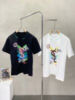 Saint Laurent圣罗兰独家专供新款原单男士休闲短袖 高端定制 高端版本 时尚百搭爆款进口面料 手感超柔软细腻 穿着亲肤舒适 高端精品 代工厂p精细做工