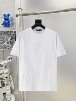 Lv路易威登25Ss新款短袖 最高版本重工艺经典刺绣Logo图案 高标准定制 上身非常有型 客供进口高档280克纯棉面料质感非常细腻 细节工艺精湛考究 塑造性极