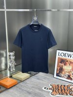 ouk Tf 2025新品男士休闲圆领刺绣短袖T恤 ，纯棉面料，简单大气的款式，甄选优质面料密度紧实久穿不易变形，微弹力柔软有质感，上身舒适性与透气性绝佳！的胸