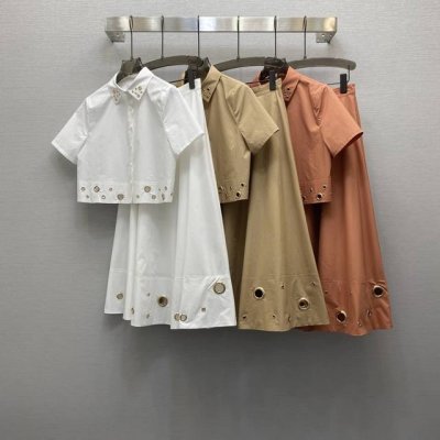 Va*25Ss 重工定位镶嵌金属圆圈气质翻领衬衣半裙套装，高级面料，颜色:图片3色，面料：精纺棉面料 Smlxl