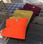 P310Mo家冬季新款半高领毛衣高端品质出品，区别于市场普通货，百分百羊毛！高品质自然是大家的首选，胸前品牌立体徽章Logo，简约但不简单. 上身无敌柔软 呵护