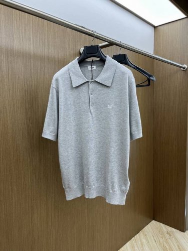Celine 赛琳2025新款凯旋门刺绣Logo羊毛针织polo衫男女同款 本款Triomphe刺绣，经典版型，衬衫领短袖，Gz 袖口点缀罗纹饰边，3枚镌刻Ce