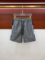 迪奥 2025春夏新款男士休闲短裤 高端货简洁时尚大方 定制原版进口面料 简洁利落又清爽 品质做工细节经得起任何形式检验简约大方百搭款 上身优雅帅气，焕然一新的