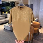路易威登 Lv 25Ss新款男士圆领短袖T恤 高版本 高品质 270G 甄选优质高端面料 做工精细 独特设计 代工厂P出品， 送人自己穿都非常显档次， 亲肤透气