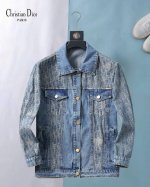 P490 迪奥 2025春季新品时尚休闲牛仔夹克外套，进口原版科技面料，上身舒适透气，百搭不挑人，时尚都市成功男人必备！胸前精致工艺Logo，独特设计欧洲时尚风