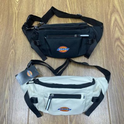 Dickies迪克斯 蒂克包包多功能运动休闲腰包胸包手提包单肩包斜挎包 材质：尼龙 颜色：黑色 米白色 尺寸：25X17X10 Cm Id：1813