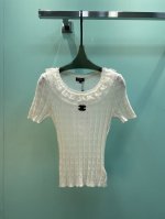 p250 小香家｜25早春新款蕾丝边字母Logo立体提花修身针织短袖