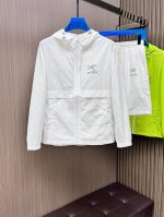 始祖鸟 2025夏季防晒衣短裤套装，海外专柜同步 奢华高级定制 任何人都可以轻松驾驭，客供进口聚纤维面料 手软舒适有型 吸汗透气 ，外贸公司订单，国内一线代工厂
