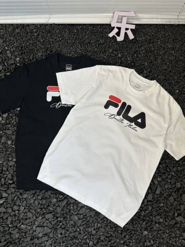 斐乐 Fila 25Ss夏季新品胸前经典品牌Logo字母印花短袖T恤 情侣款 - 小红书热门爆款 明星网红同款穿搭 男女日常通勤穿搭必备单品 高品质高克重双纱面