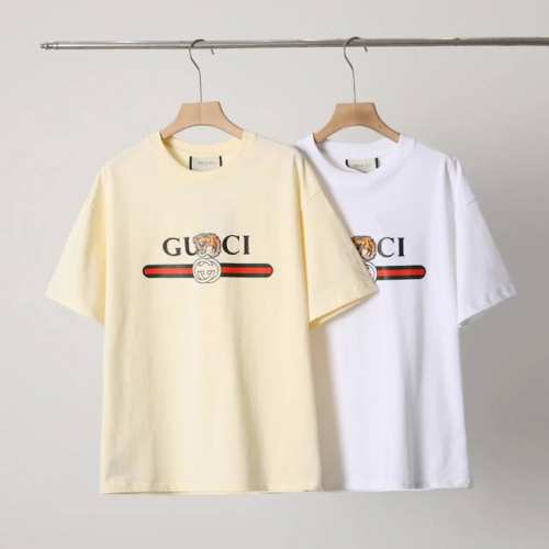 120 顶级版本古驰Gucci 2025春夏新品立体印花纯棉圆领基础版型短袖T恤。呈现饱满无瑕的精湛做工，面料经过水洗高温定型预缩水处理，手感非常舒适谁穿谁好看