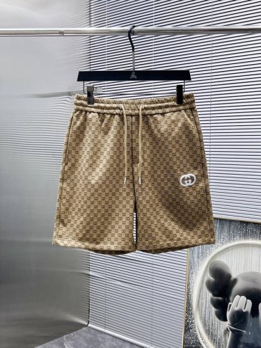 古奇 Gucci 2025Ss夏季新款 休闲 短裤，高端版本！专柜定制面料 透气舒适度高，细节无可挑剔，品牌元素设计理念，体现高品质。手感细腻柔软！呈现休闲裁剪