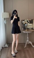 夏季不规则T恤短裤套装！面料：棉 涤纶.氨纶 84.56.60.37 小码数据，依次是胸围，衣长，腰围，裤长 19196 码数：S~Xxl 每大一个码数，胸围腰