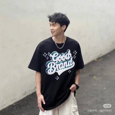 模特图组 款号 Dc107# goodband 新款立体星星点缀亮片绣短袖T恤 280克纯棉双砂面料 所有面料均已提前做过缩水 品质第一 所见即所得 不会洗一次
