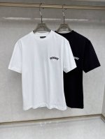 范思哲 2025早春 最新款短袖T恤，原标 定制面料，手感柔软，穿着舒适，做工精细.上身效果无敌帅气， 码数 S-2Xl