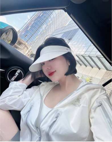 Arc`Tery 始祖鸟25夏季轻量透气外套情侣款防风防晒衣 夏季轻薄皮肤衣 夏季户外防晒衣，主打面料轻量、透气、防晒出色。科技成分浓厚！ 人体力学设计剪裁，运