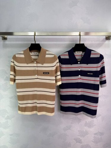 prad*25早春新品！翻领螺纹拼色条纹撞色休闲帅气又时髦！字母标签Logo低调奢华，经典宽松版型百搭不挑人上身美的不要不要的！做工品质看细节 2色3码Sml