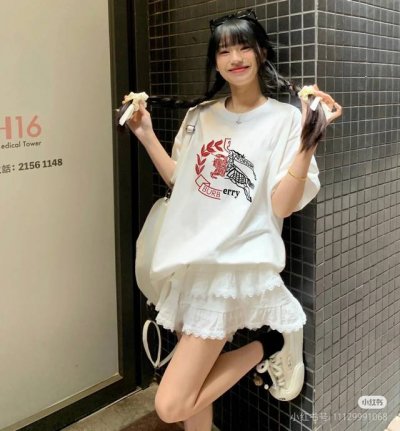 模特图 批90 Burberry博柏利年后一抹红