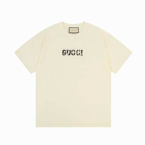 P80#E150 Gucci 古驰 简约字母印花 Logo标识精致升级，灵感源自八十年代复古 原版面料 官方同款 短袖T恤 定制260克双纱同缸染面料 手感非常