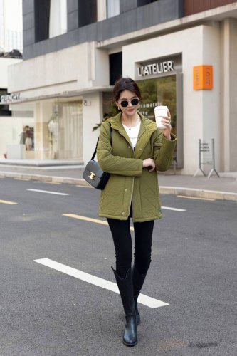 B家短款棉衣棉服外套 款号 F2428 颜色 棕色 黑色 绿色 码数 S-M-L-Xl-Xxl
