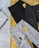 细节图 Klattermusen 攀山鼠 户外快干长裤男款 阿尔菲尔德 特种刺绣 面料科技: 防水 弹力 强透气 耐磨 服装版型：修身 腰部：后部区域弹性收紧设