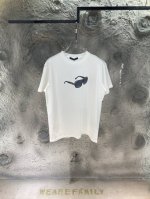 Louis Vuitton 路易威登 Lv墨镜印花短袖T裇 -面料 240克双纱高密度纯棉面料 - 工艺: 整件衣服采用精密压花工艺 - 男女同款均可驾驭 -