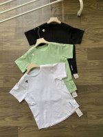 迪桑特夏季经典款丝光棉小标女速干T恤 Desc！Ente 迪Sang特 女款圆领速干短袖T恤！ 最新科技速干面料！排汗强 弹性大，速干效果非常好，舒适、光滑、亲