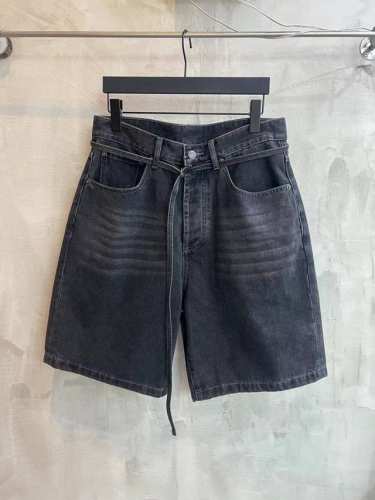 3099# 新款 Acne Studios 官网3600,溢价款某书热卖爆款.此款短裤，中性风格，中低腰，随附窄腰带，直筒裤腿,及膝裤长选用黑色水洗工艺原粗胚丹
