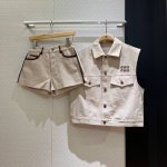 马甲 短裤 新款贴皮刺绣Logo翻领马甲拼皮边装饰短裤 Miu式穿搭 五金配件开模 甜酷百搭 减龄必备 Sml