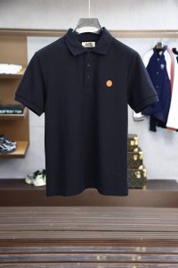 新品爱马仕 Ss夏季新品 男士胸前经典徽标刺绣珠地网眼商务休闲短袖polo衫 香港洋行渠道货 重磅高端级臻品 完美沿袭了prada家的精髓与基因 胸前衣身同色刺