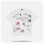 we11Done 25Ss 手绘艺术图案印花短袖 面料采用 克重精梳棉，定制32支1*1螺纹，成衣两遍水洗处理，面料舒适亲肤无异感，定制定染面料，纺织密度高，垂