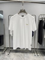 fd25Ss春夏新款丝光棉质混纺轻薄圆领短Tee，男士经典小怪兽眼睛刺绣休闲百搭套头短袖T恤衫！贸易公司渠道稀出，领先官网发售！ 怪兽大眼睛作为F家其标志性不可