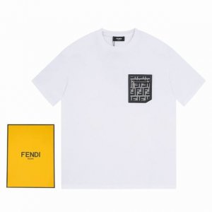 p100 - Fendi官网同步上新 真皮贴布口袋 短袖T恤 男女同款 -采用原版280G双纱对版定织定染面料 螺纹同缸定染零色差 独家品质区别通货 欢迎对比