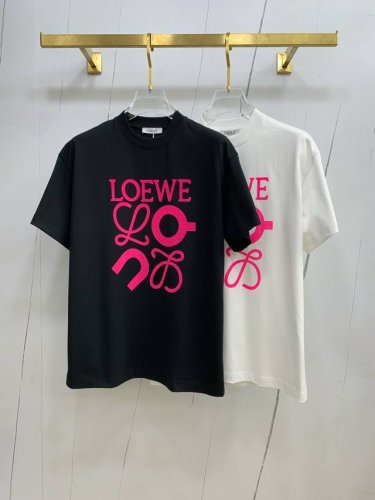 罗意威2025新款原单男士休闲打底短袖T恤！高端定制 高版本 时尚百搭爆款宽松版型原版进口420克双股纯棉面料 螺纹袖口.领口衣摆 手感超柔软细腻 穿着亲肤舒适