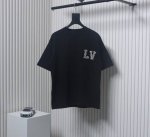 p200 Louis Vuitton 路易威登 新款刺绣贴饰棉质珠地T恤 - Louis Vuitton法国路威酩轩集团-Lvmh旗下品牌 著名奢侈品箱包和皮具
