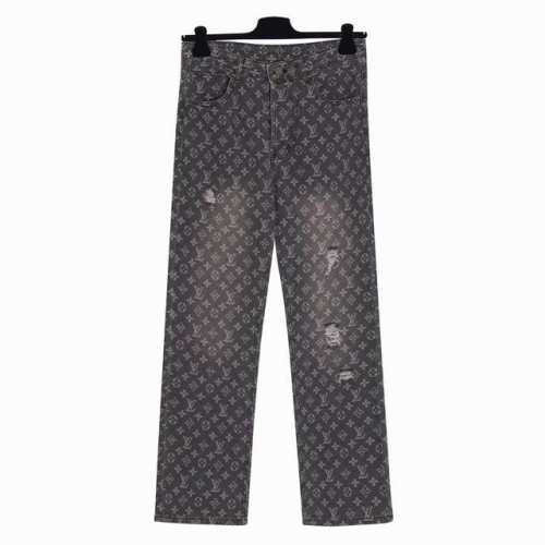 款号V013 高端定制版牛仔裤！ Louis Vuitton Lv Fw22 专柜同款Louis Vuitton Lv Fw22满Logo老花牛仔裤，官方指导价