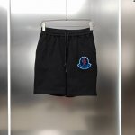 蒙口 Moncler 2025春夏新款短裤五分裤！ 定制专属400克重毛圈布纯棉面料 马赛克刺绣Logo工艺设计 颜色：黑色 尺码：S-2Xl