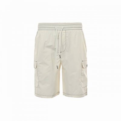 prada 普拉达 23Ss 明线三角标尼龙短裤 时尚型裁设计 兼具个性 简约不简单 客供聚脂钎维尼龙面料， 内里工整严密,手感柔软细腻上身舒适透气 撞色缝线醒