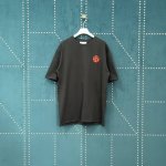 露露 Lulu 25Ss 左胸红Logo发泡印花短袖T恤 Lu046 轻奢主义 男女日常通勤穿搭必备单品 正确版本 随意对比 详细特征 260克 % 纯棉双纱汗