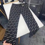 款号K106 原单Balenciaga 巴黎世家字母满印复古做旧牛仔裤 特选日本冈山纯正14Oz 盎司牛仔布料 重磅环保植物酵素水洗工艺 此面料得到完美蜕变和升