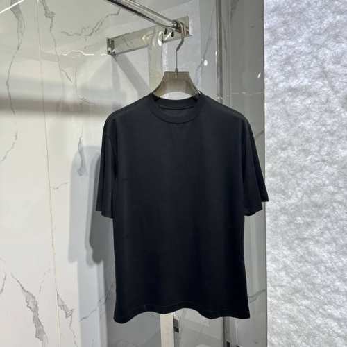 miu家提花圆领T恤 颜色:黑 白 码数:M~3Xl