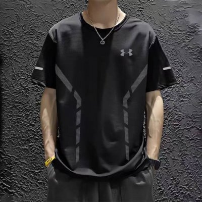 Under Armour 安德玛2025夏季新款男士冰丝弹力速干短户外运动短袖T恤！ 夏季首选的一款速干短T，U家研发专利冰丝速干面料， 透气舒适排汗性能非常好