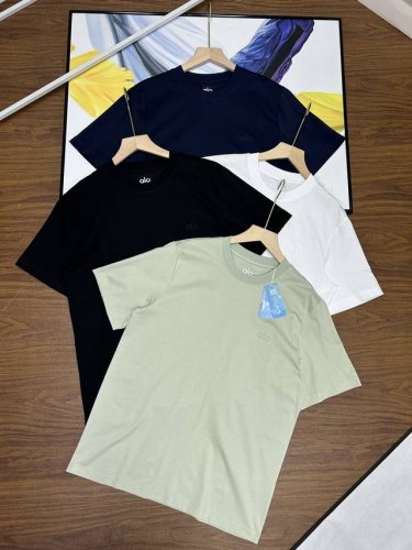 alo基础款胸口立体标设计T恤 情侣圆领夏季运动休闲透气T恤 男款圆领短袖衫 Logo标志短袖 纯棉T恤短袖上衣透气户外运动登山徒步通勤男款胸前是经典的立体Lo