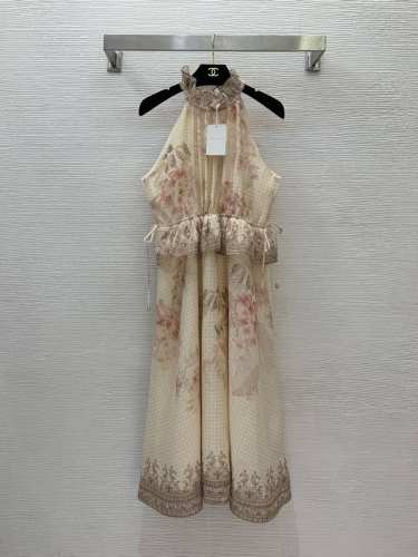 款号G25032539 Zimmerma*N兹默曼澳洲品牌 高端定制时尚复古花朵印花 腰间抽绳设计荷叶边拼接收腰大摆挂脖无袖连衣裙！1.2.3.4 Smlxl