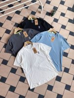 实拍图 高品质 On昂跑休闲圆领短袖功能T恤吸湿速干弹力春夏季户外登山徒步 高定细节，工艺！！ 胸前是经典的Logo压花 久洗也不会掉 上身清新百搭 又充满时尚