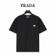 Prada 普拉达25Ss 金属三角标及后背暗纹拱桥刺绣短袖T恤 简约百搭经典~神T 金属三角标胸前小口袋设计，简约又高级的设计！ 采用280G洗水纯棉平纹布面