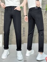 Fend芬迪 极品黑牛 2025春夏最新专柜系列 高端订制修身小脚牛仔裤 最新时装周走秀款 完美五金装饰 时尚必备品 简约百搭款 纯手工刺绣缝制 原色酵母水洗工